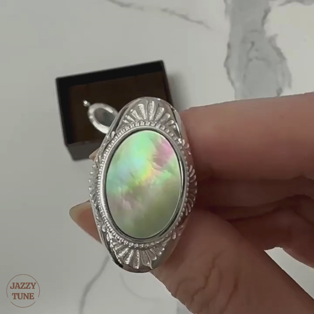 Retro Paua Abalone Shell Black Mother of Pearl Avon Ring